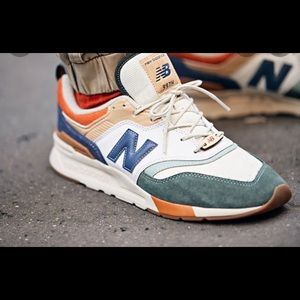 New balance casual